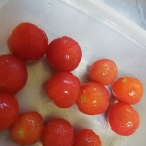 プチトマトの湯剥きの方法